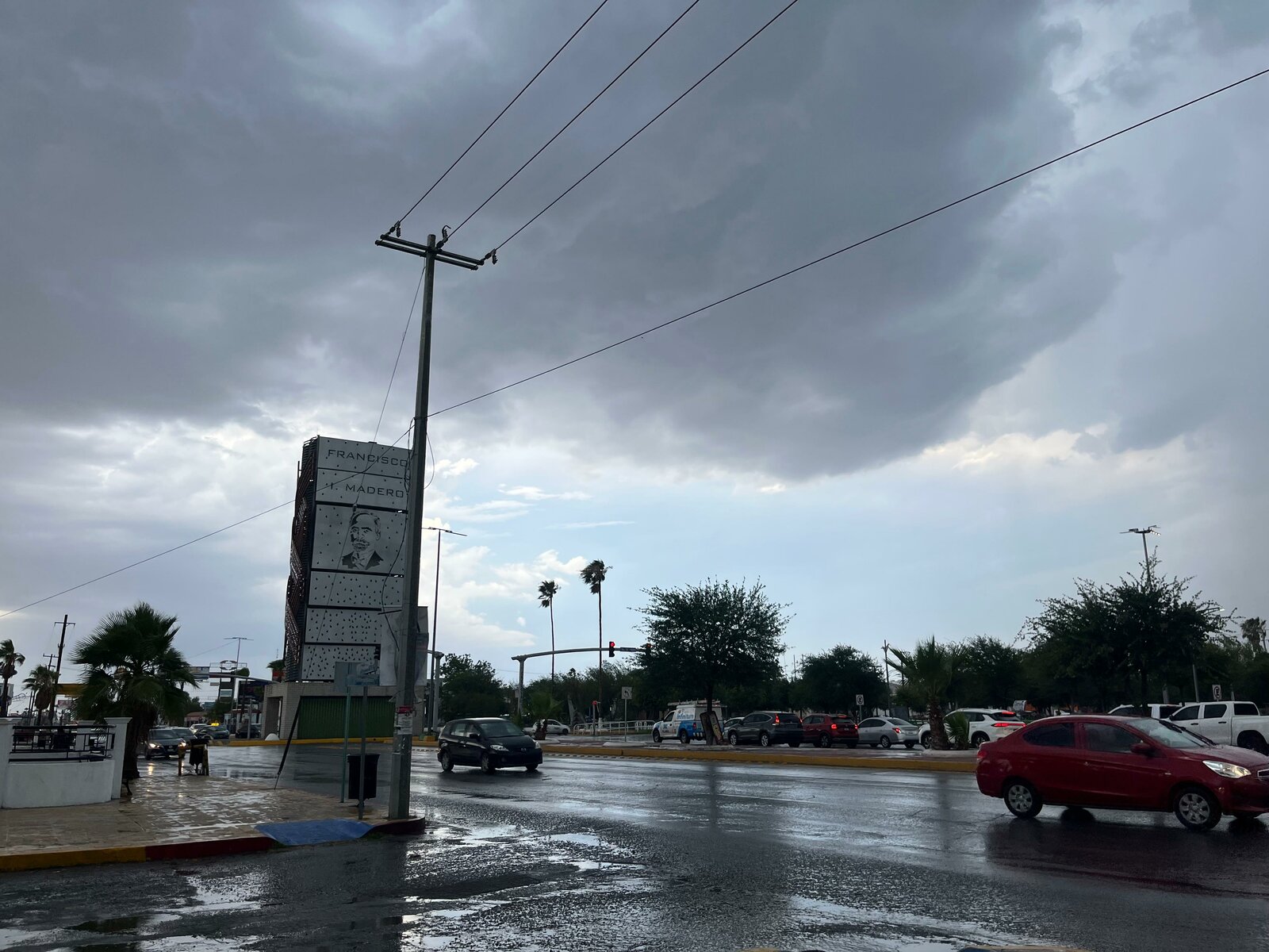 Frente frío 43 provoca lluvias y descenso de temperatura en Monclova