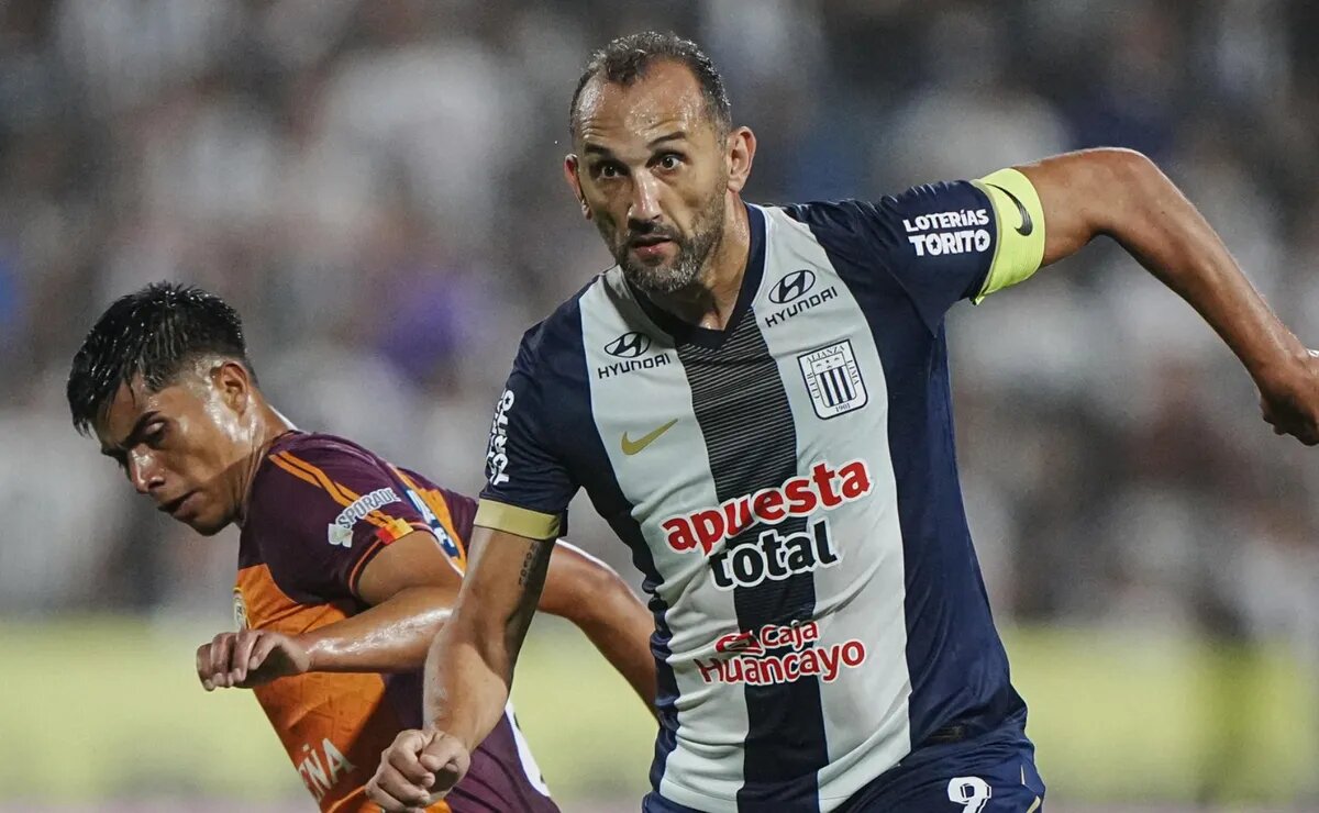 Chankas busca el liderato del Apertura peruano tras derrota de Alianza Lima ante la U