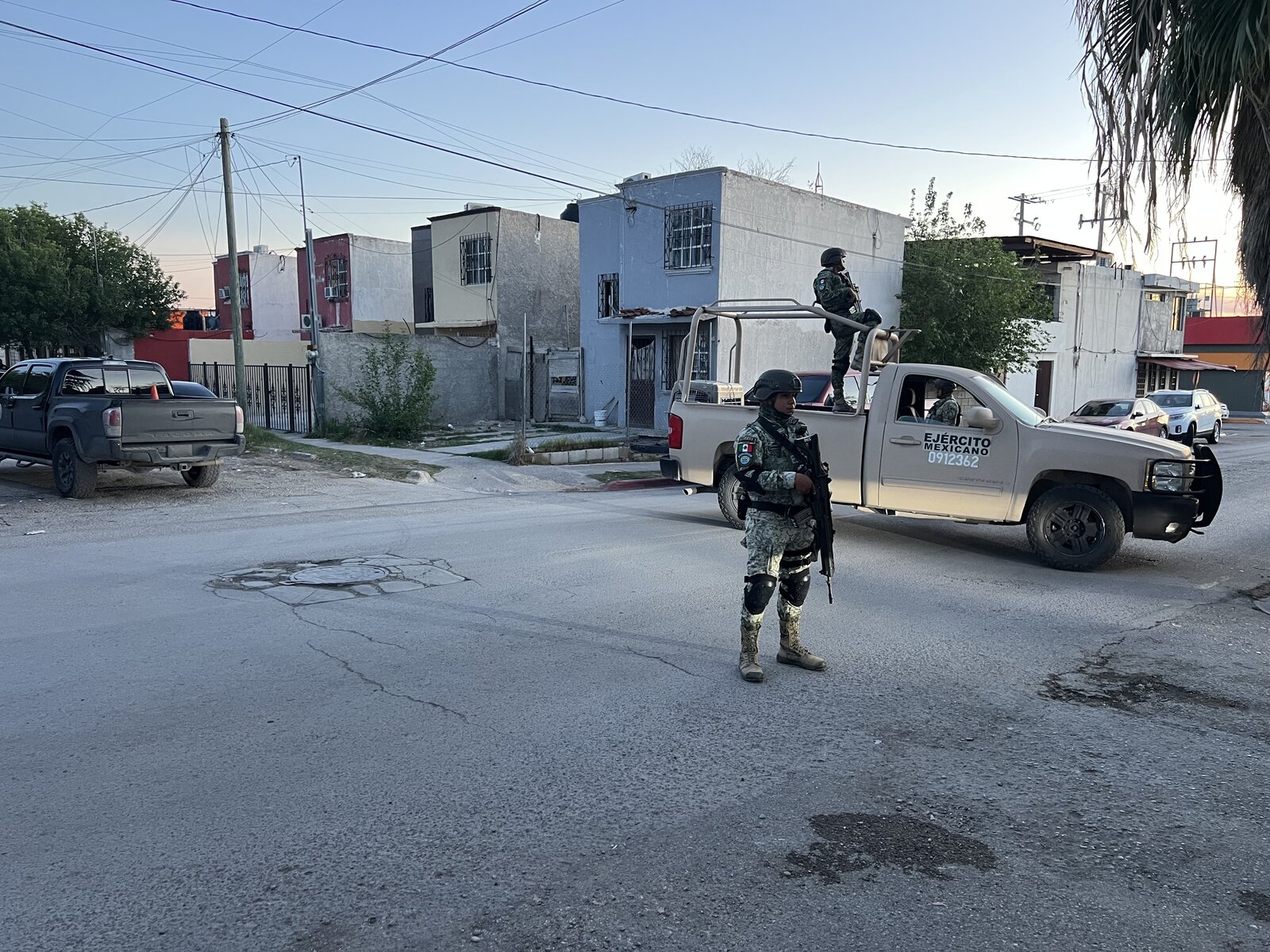 Caen dos tras cateo en la colonia Villas del Carmen en PN