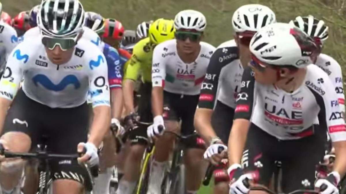 Isaac del Toro se mantiene en el top 10; Seixas rompe la carrera en Aralar