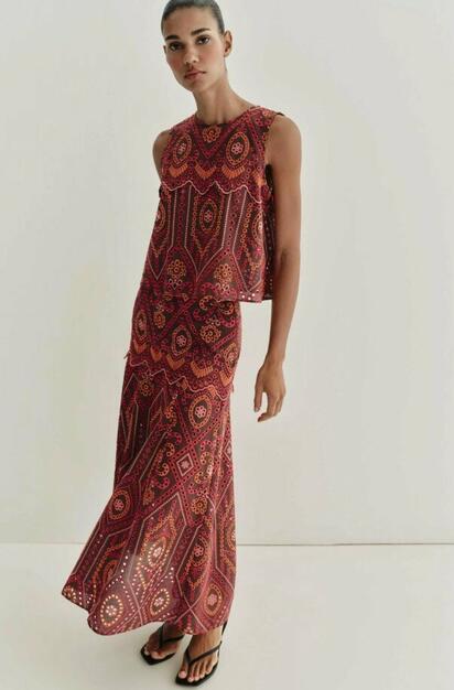 Las faldas boho que son cómodas y elegantes para llevar en abril 2026