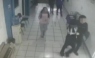 Alumnos detienen a agresor de maestras en Michoacán
