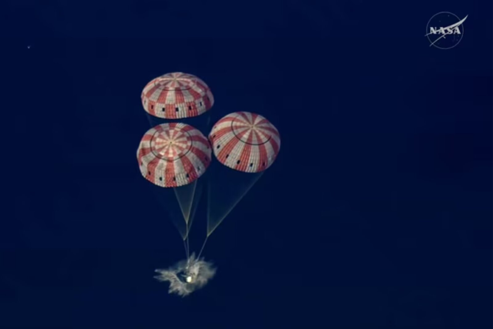 Artemis II regresa a la Tierra tras histórica misión lunar