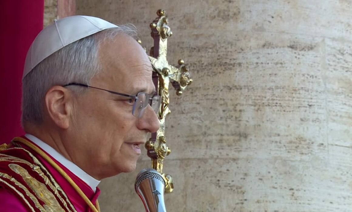 León XIV llama al fin de la guerra en oración por la paz