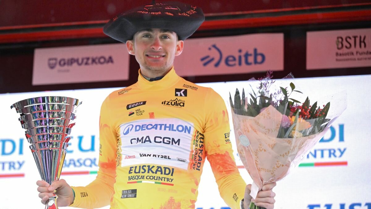 Paul Seixas gana la Vuelta al País Vasco 2026 y se convierte en el campeón más joven de la historia