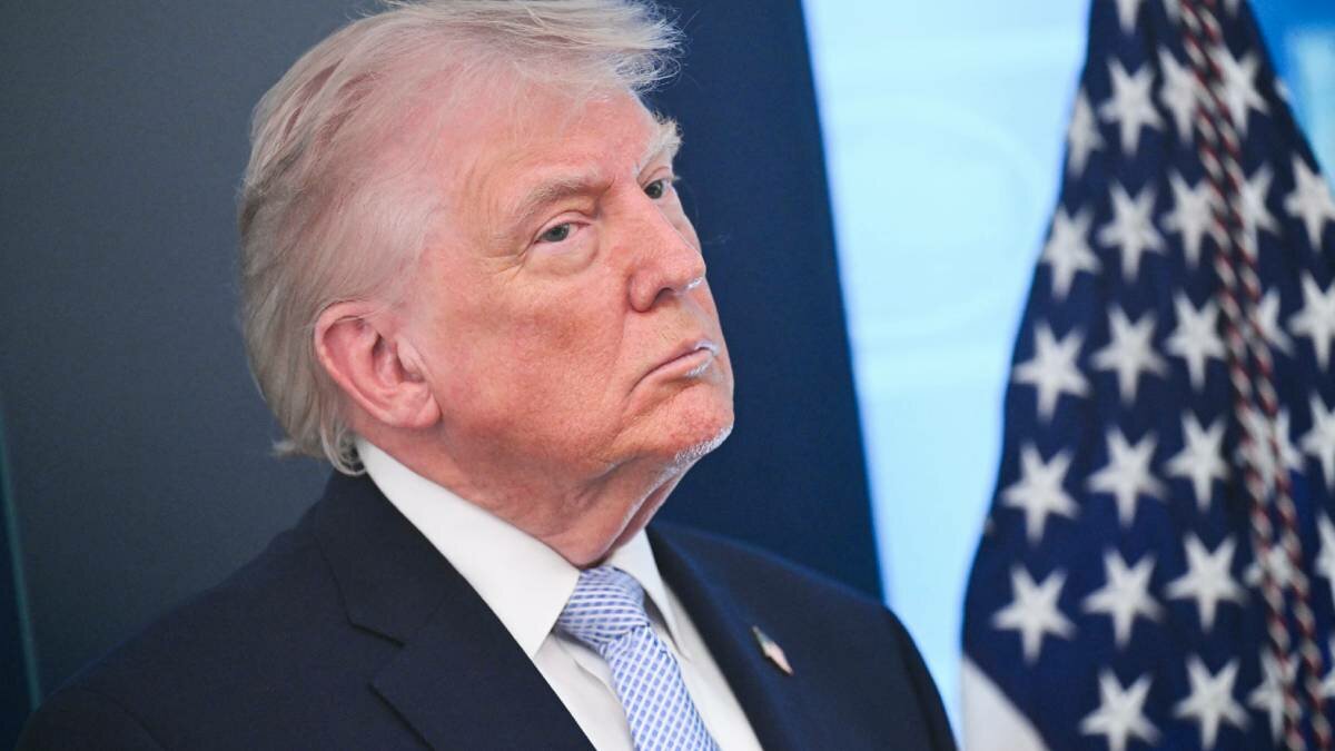 Trump advierte aranceles de 50% a China por posible apoyo a Irán