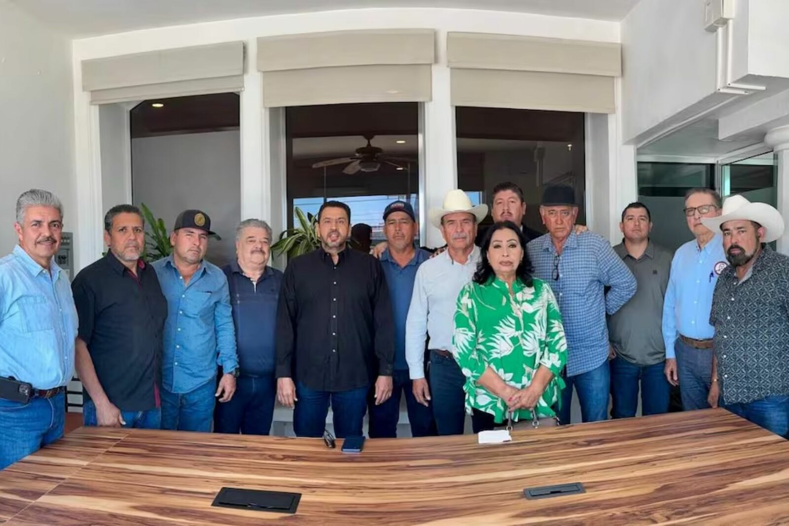 Productores liberan casetas en Sinaloa y negocian precio del maíz