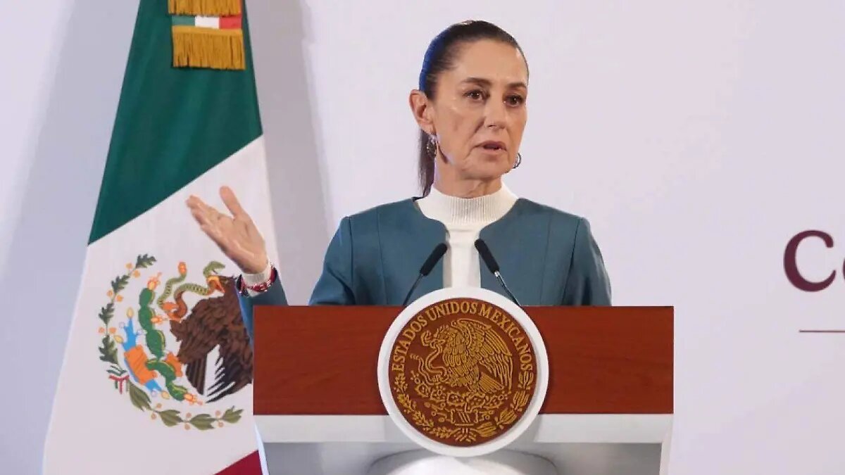 Sheinbaum respalda postura del Papa León XIV sobre la paz