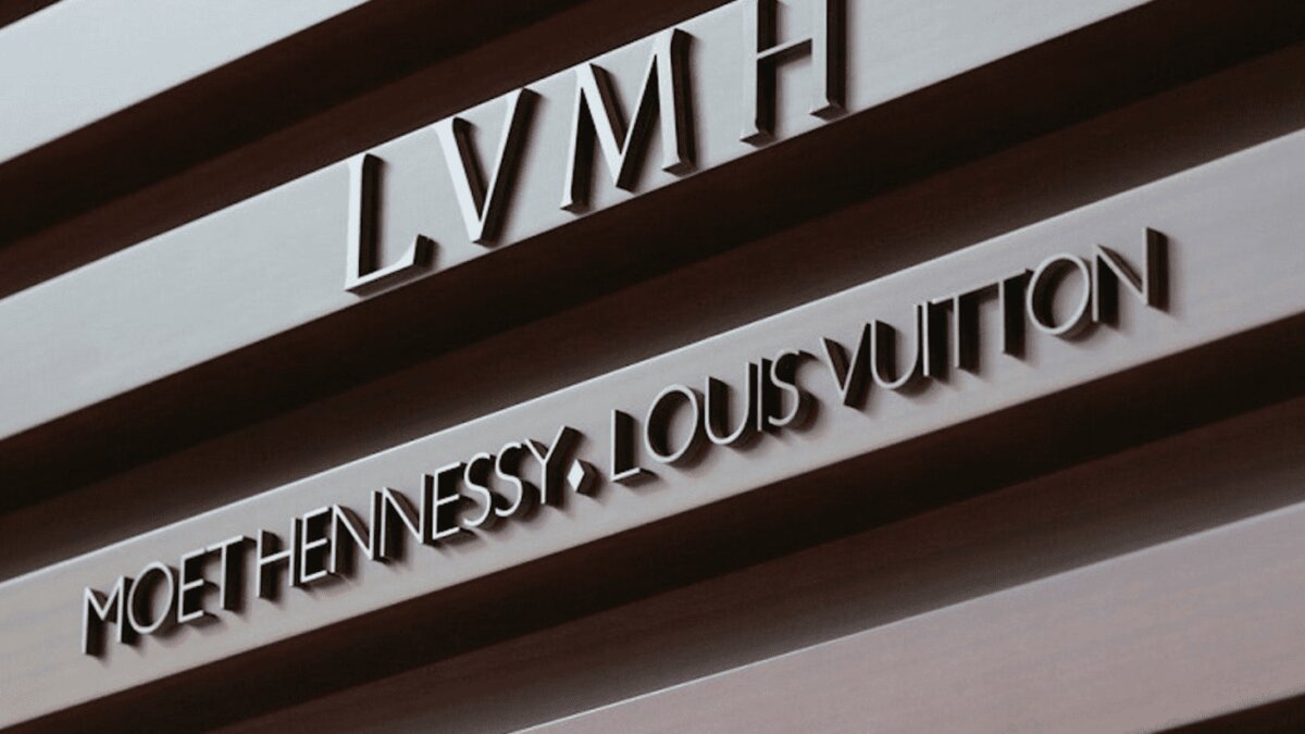 Ventas de LVMH caen 2% en moda por impacto de guerra en Medio Oriente