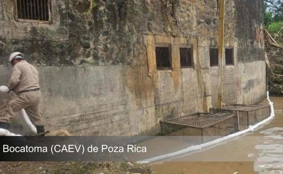 Pemex atiende presencia de hidrocarburo en Poza Rica y Coatzintla