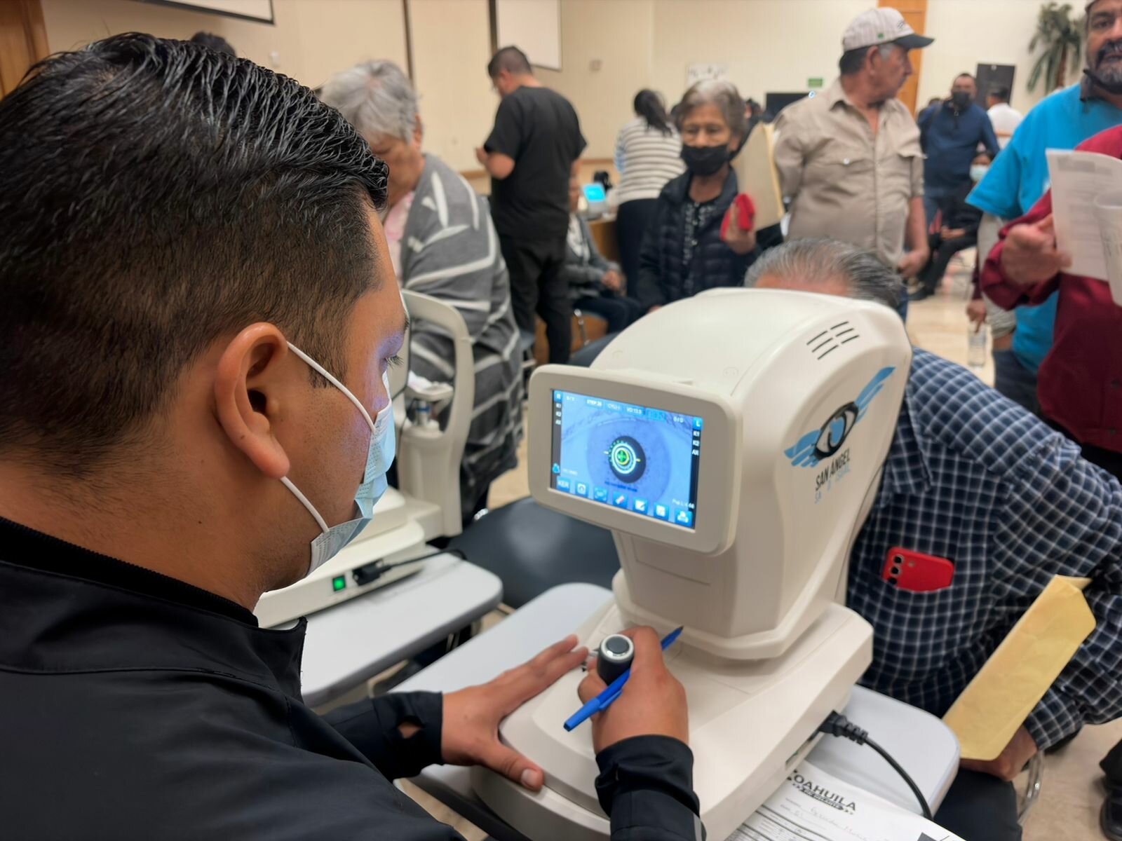 Jornada de cataratas en San Juan de Sabinas supera expectativas 2026