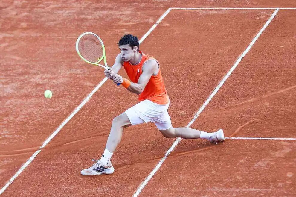 Juan Manuel Cerúndolo pierde ante Brandon Nakashima en la primera ronda del ATP 500 de Barcelona