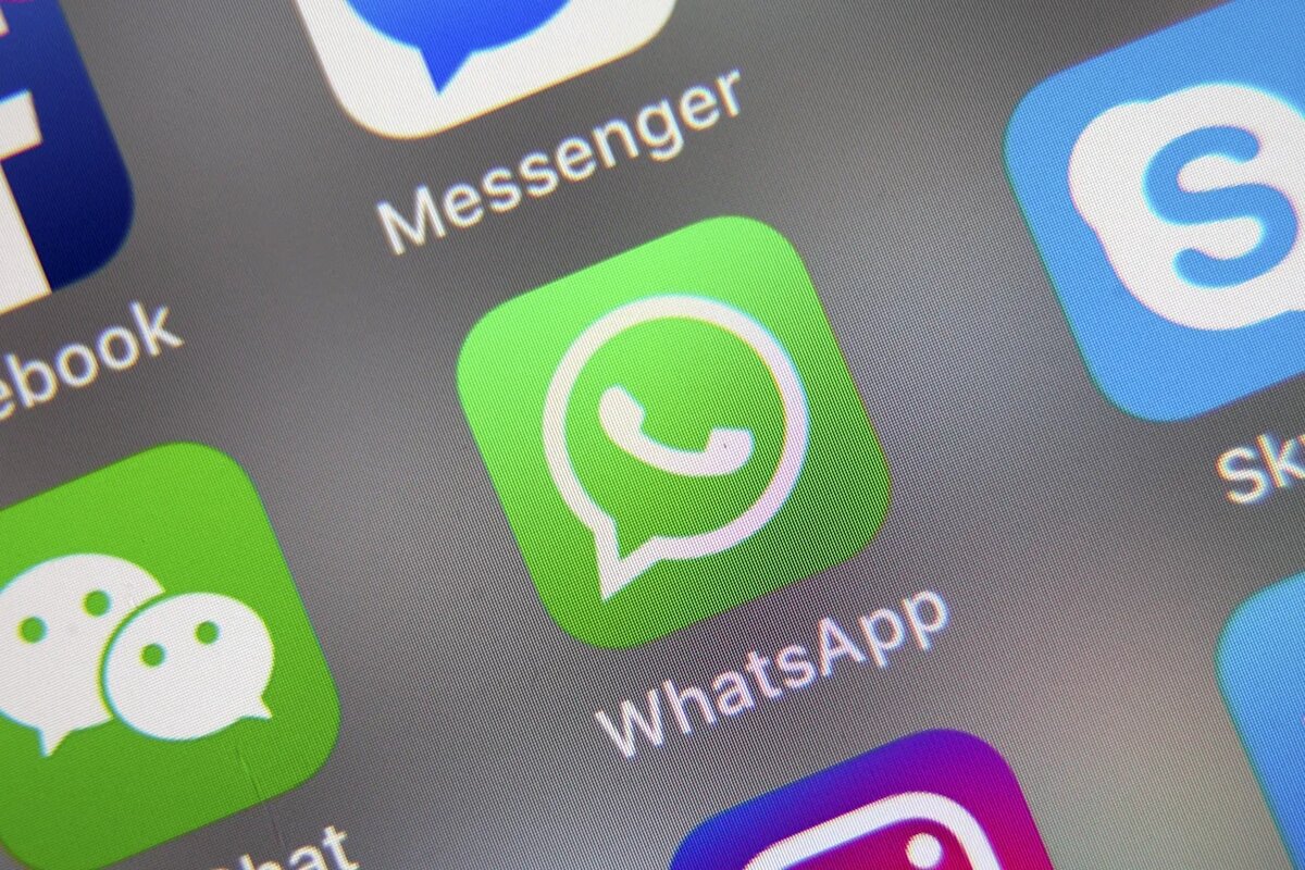 Bruselas refuerza acusaciones contra Meta por tarifas en WhatsApp