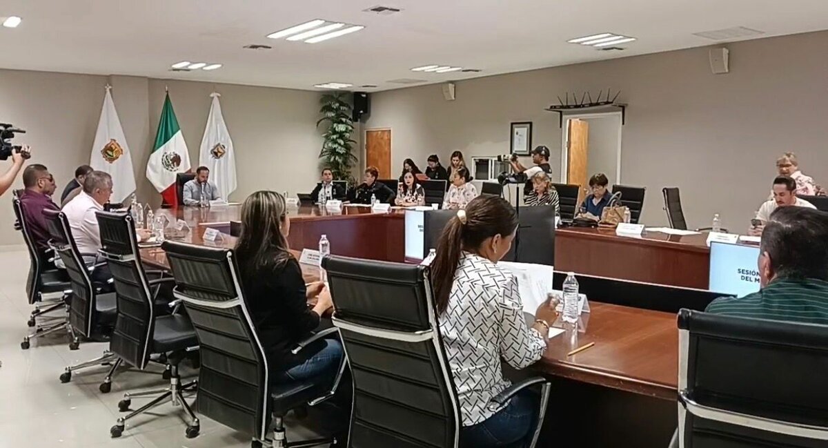 Cabildo de Piedras Negras valida proyectos del IMSS para unidad médica, hospital y CECIs