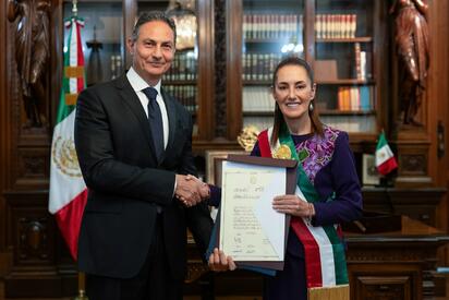 Sheinbaum se reúne con embajadores de Cuba, Indonesia y Portugal en Palacio Nacional