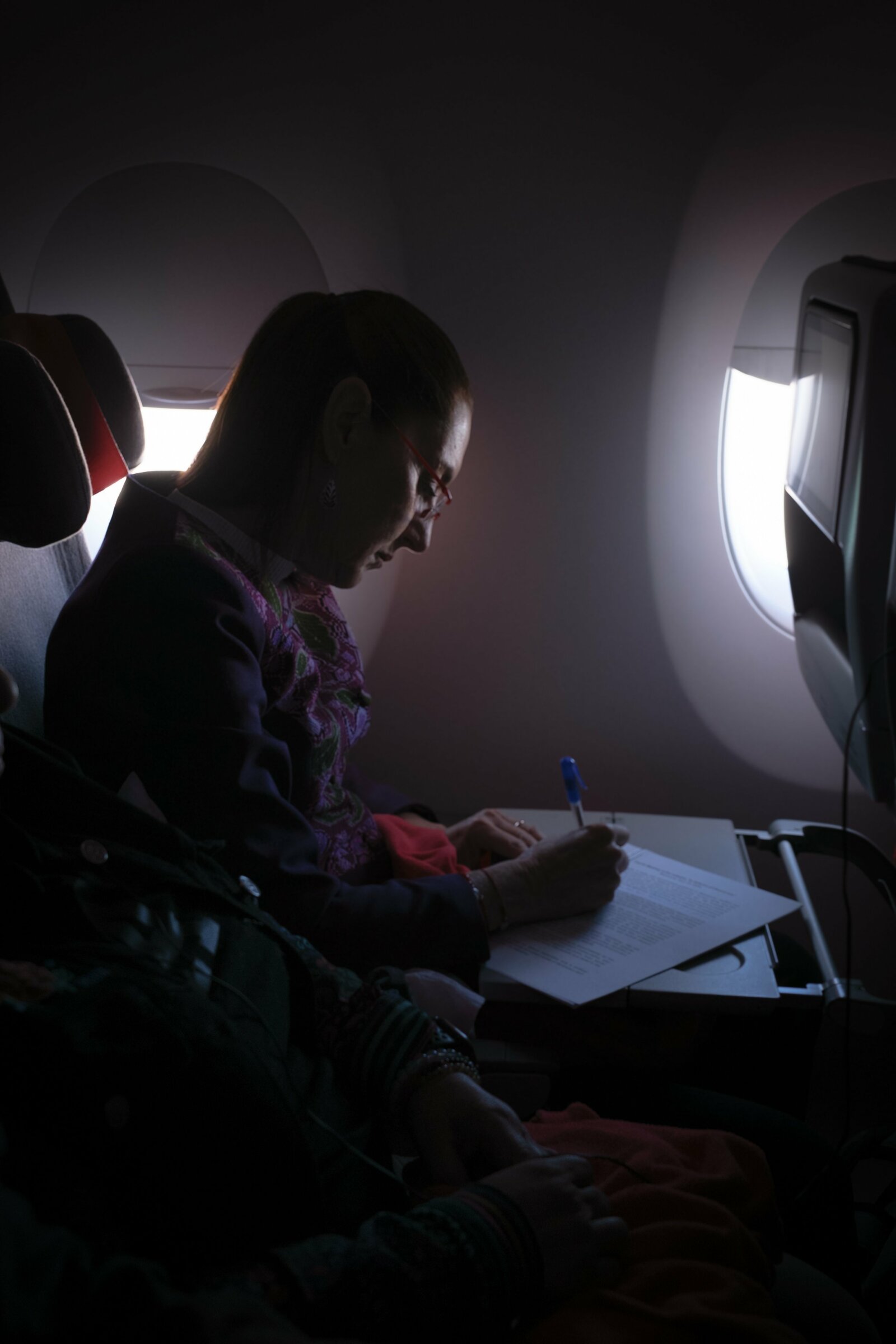 Claudia Sheinbaum llega a Madrid rumbo a cumbre en Barcelona