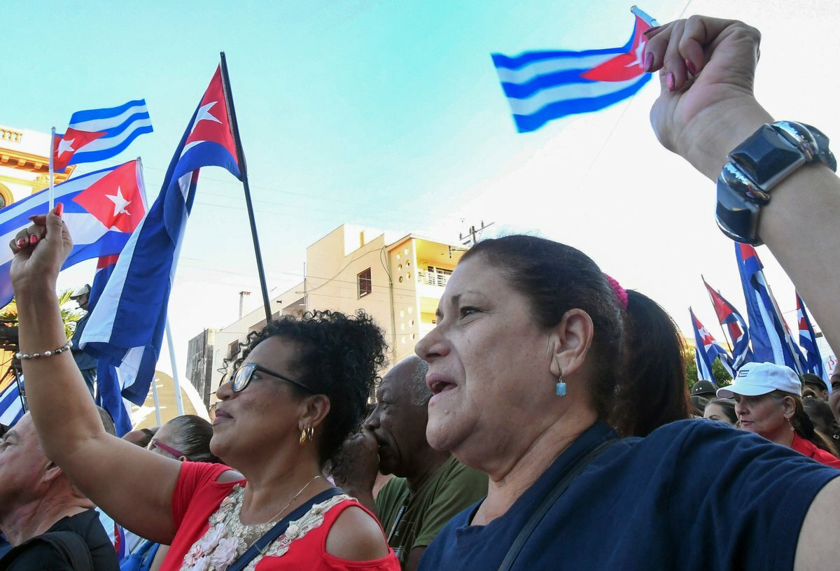 China reafirma apoyo a Cuba frente a “injerencia extranjera”