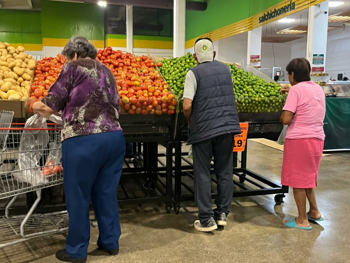 Familias de Monclova enfrentan alza en la canasta básica