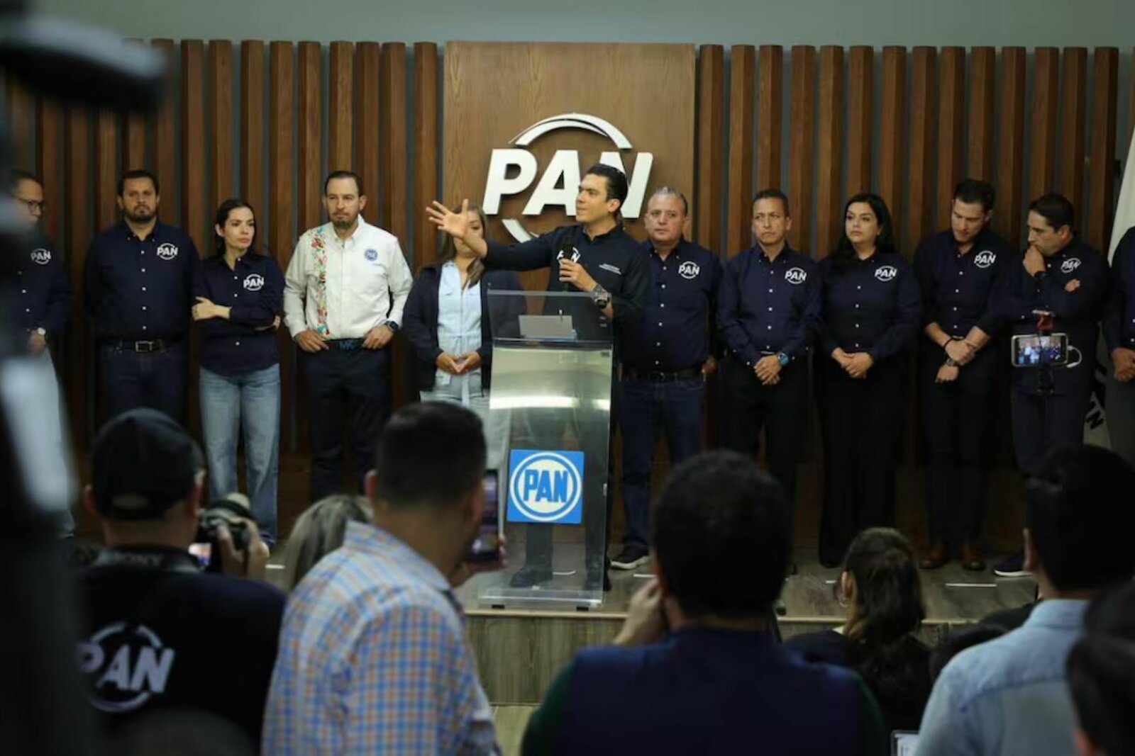 PAN abre posibilidad a Grecia Quiroz para gubernatura de Michoacán