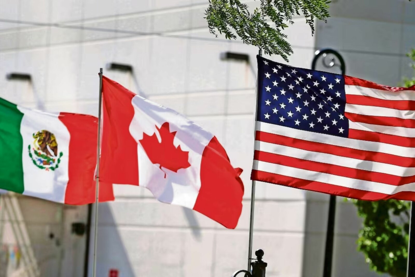 Empresarios piden a EU evitar aranceles; advierten impacto al T-MEC