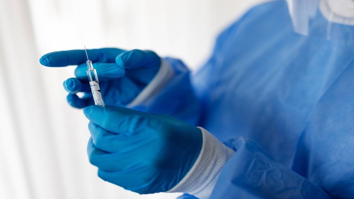 Cofepris alerta por vacunas falsas contra el VPH y medicamento ilegal