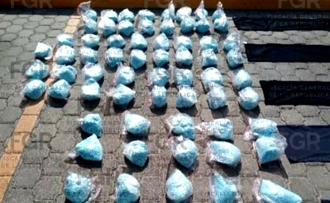 Detienen a sujeto con cargamento de 700 mil pastillas de fentanilo en Baja California