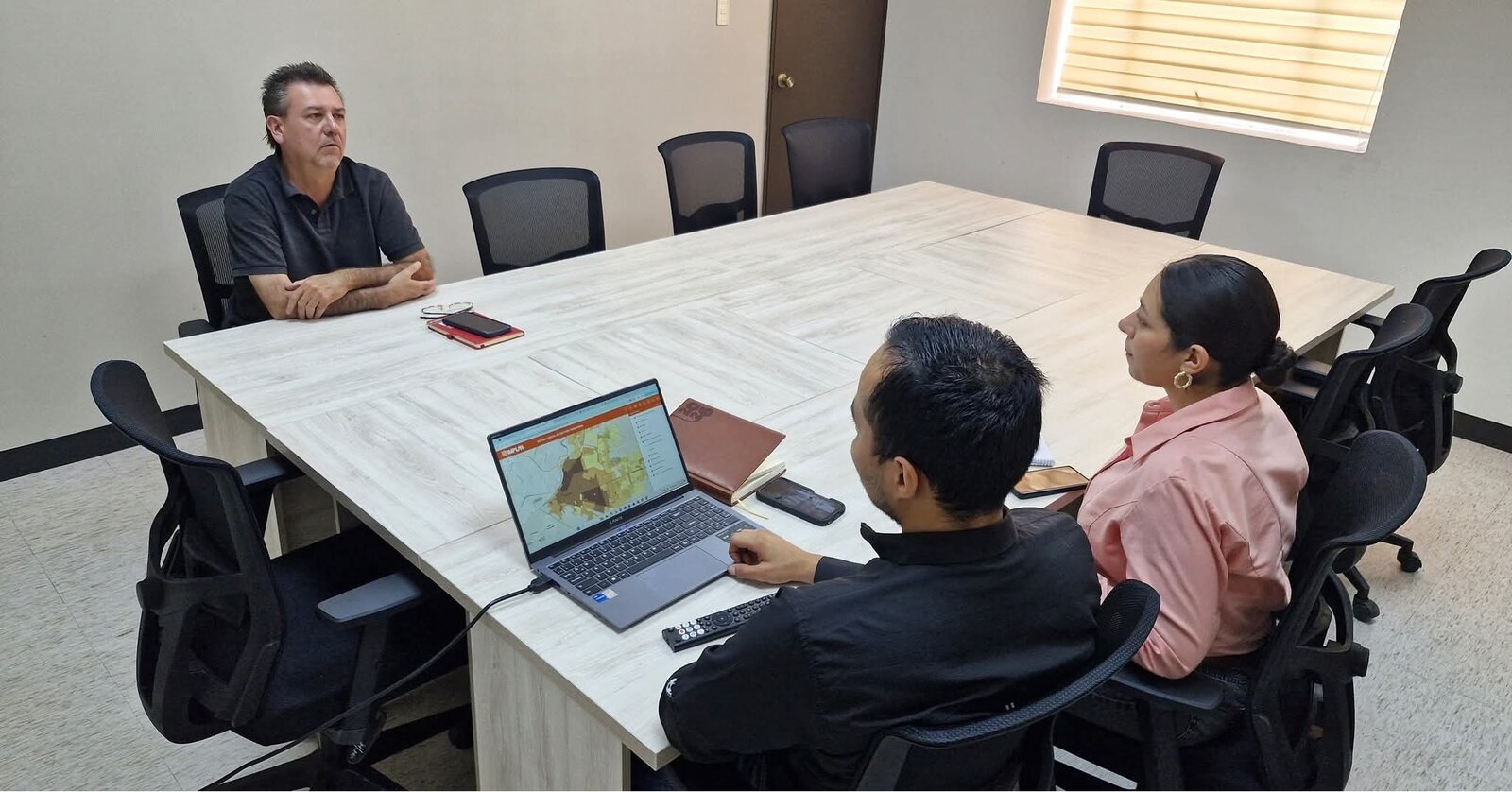 Fortalece IMPLAN Torreón vinculación académica con la Universidad Iberoamericana