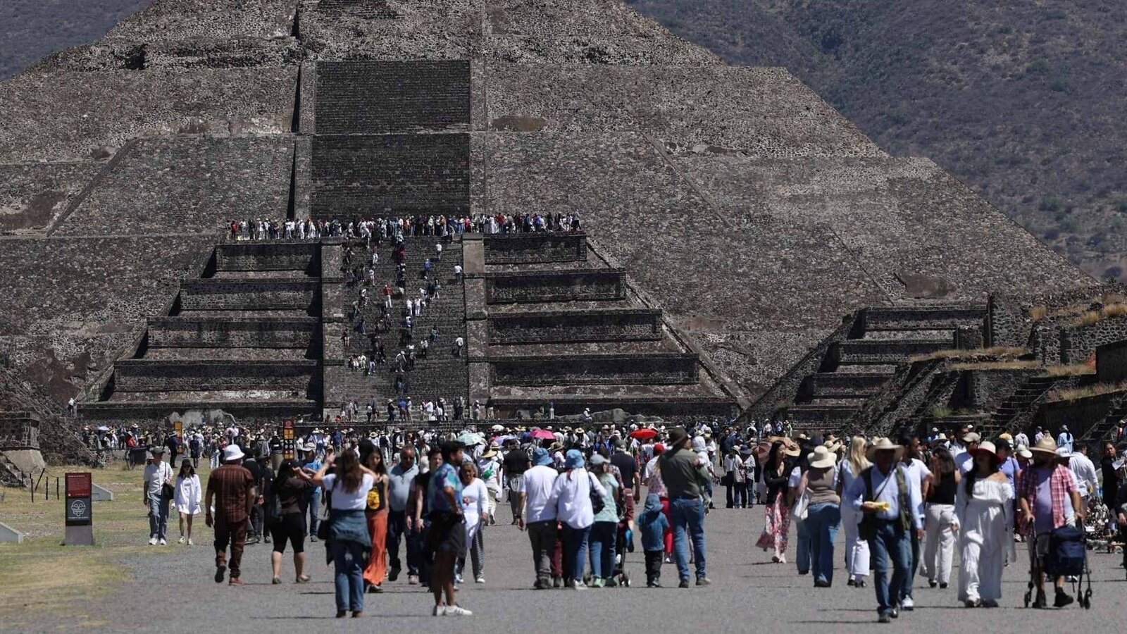 Balacera en la Zona Arqueológica de Teotihuacán deja un muerto y 5 heridos