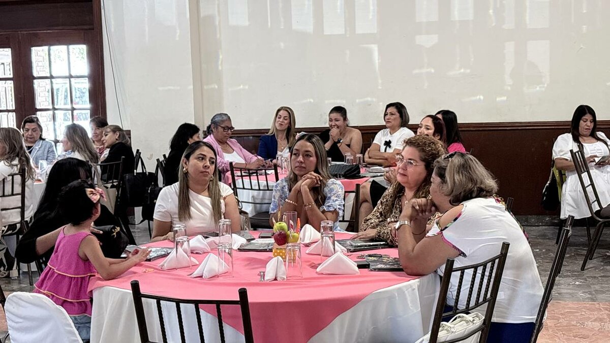 Día de la Educadora