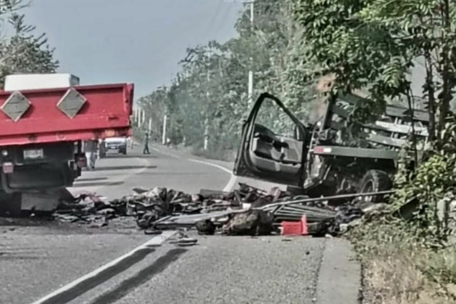 Choque en carretera de Tabasco deja 3 militares muertos 