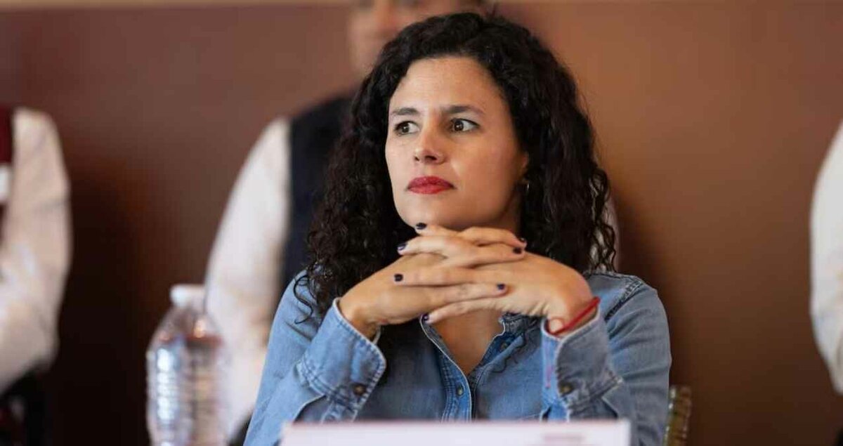 Luisa María Alcalde deja Morena y asume Consejería Jurídica