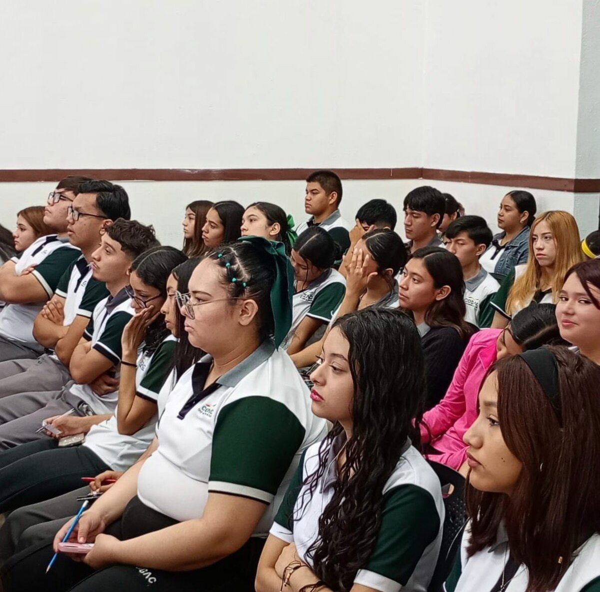 450 estudiantes del COBAC recibirán certificación en San Juan de Sabinas.