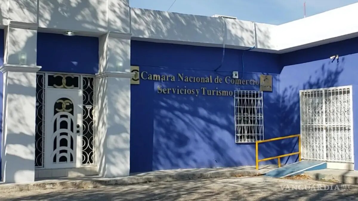 CANACO reúne oferta laboral en Feria del Empleo en Piedras Negras