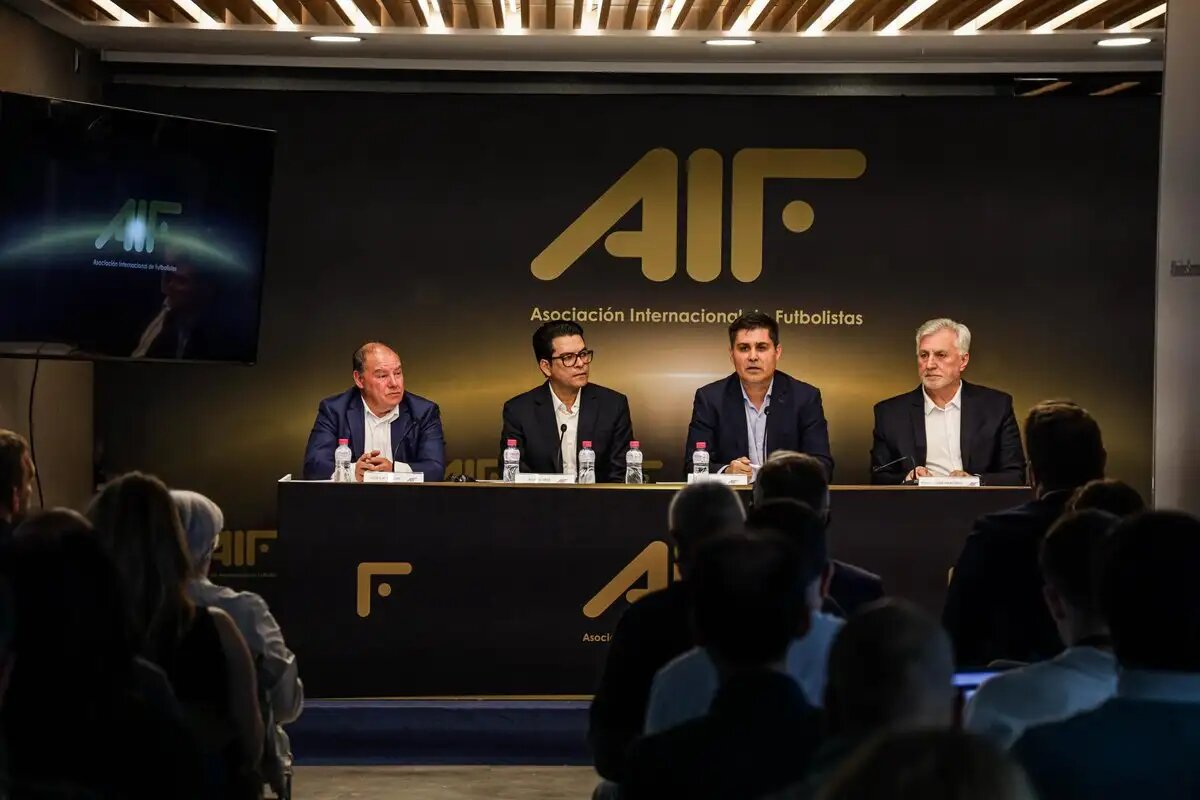 Crean Asociación de Futbolistas Internacionales como alternativa a FIFPRO
