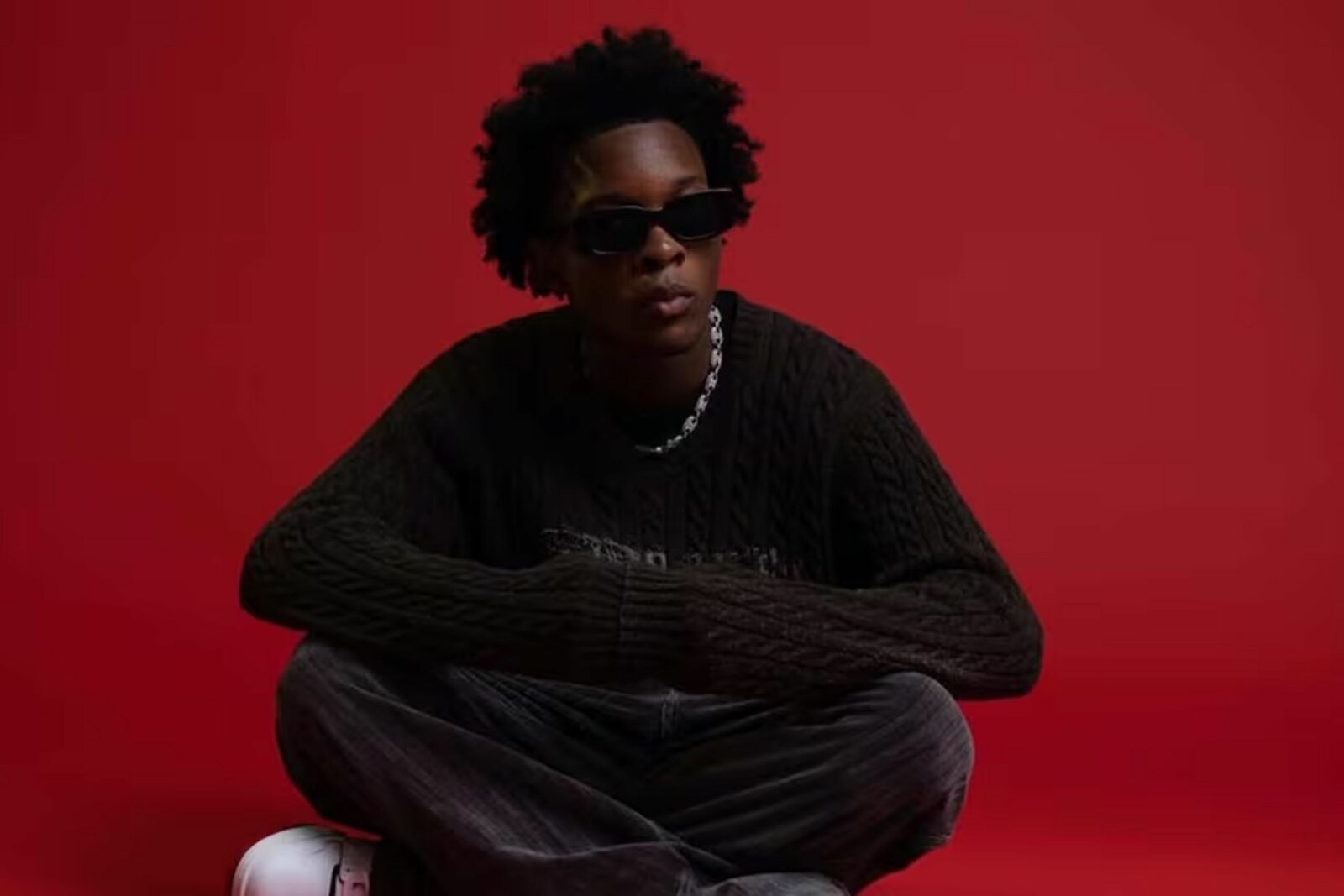 Hallan material ilegal en teléfono de D4vd durante investigación en Los Ángeles