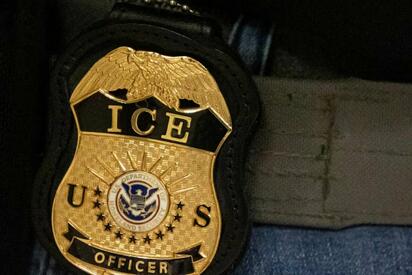 ICE prohíbe ingresar a viviendas sin orden judicial en EU