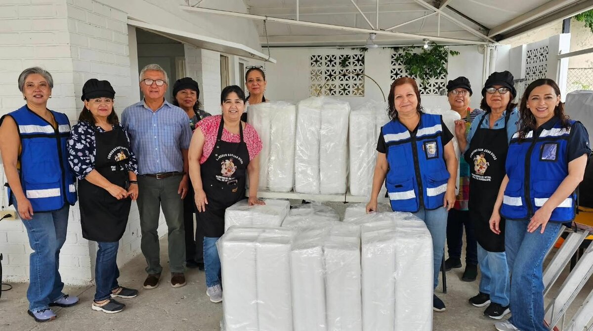 Entregan 2,000 platos a comedor comunitario en San Juan de Sabinas