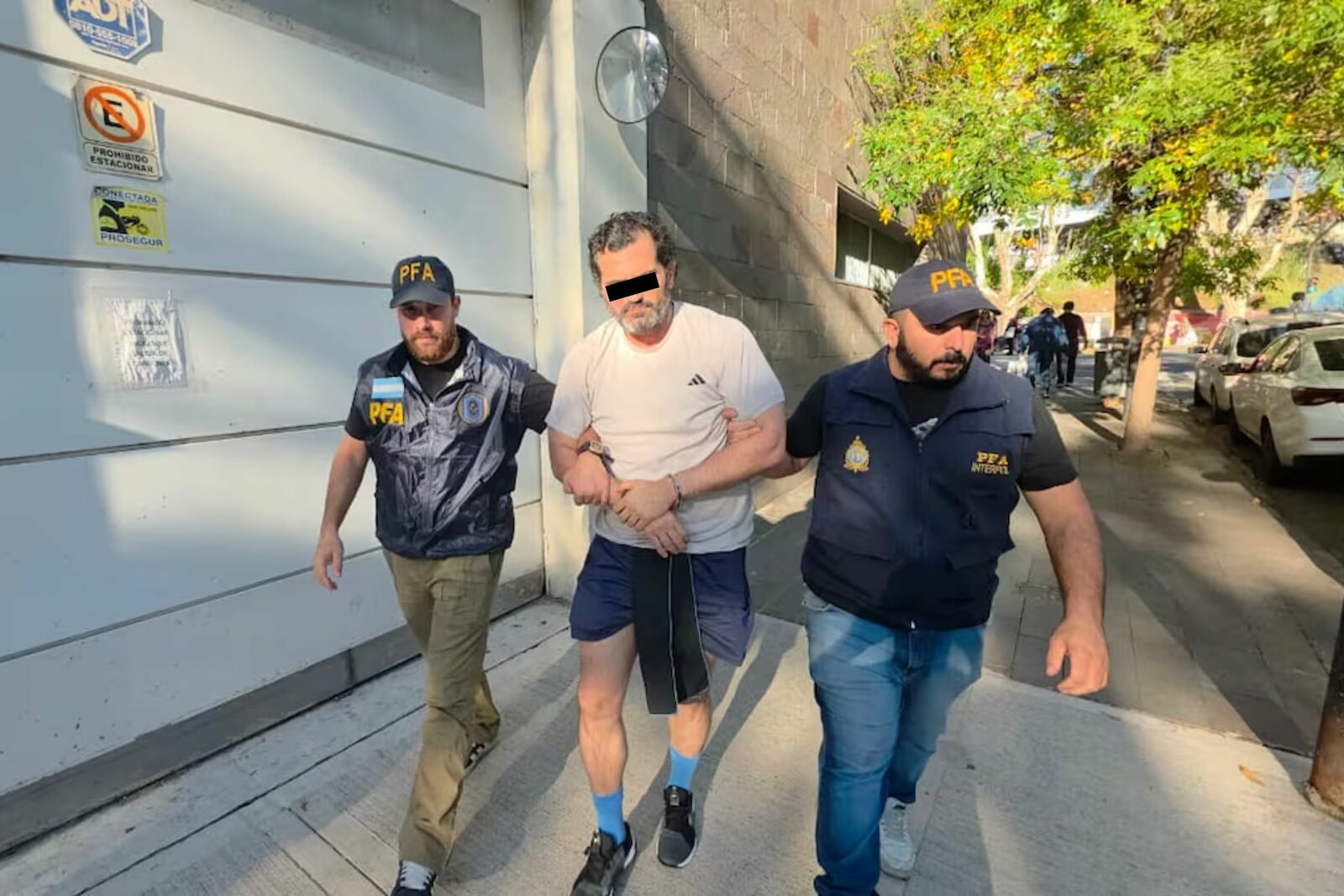 Comparece contralmirante Fernando Farías en Argentina por caso de huachicol fiscal