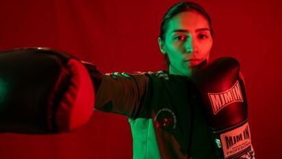 Fátima Herrera avanza a semifinales en Copa del Mundo de Boxeo y asegura bronce