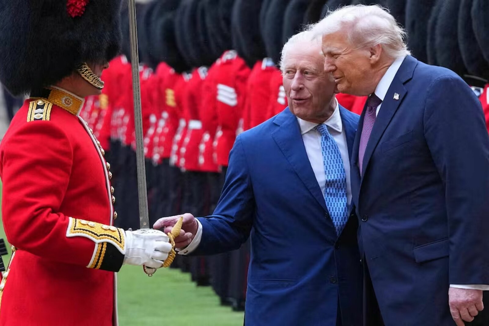 Reyes Carlos III y Trump tomarán el té en la Casa Blanca