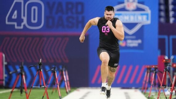 Josh Cuevas, de ascendencia mexicana, es reclutado por Ravens en el Draft 2026