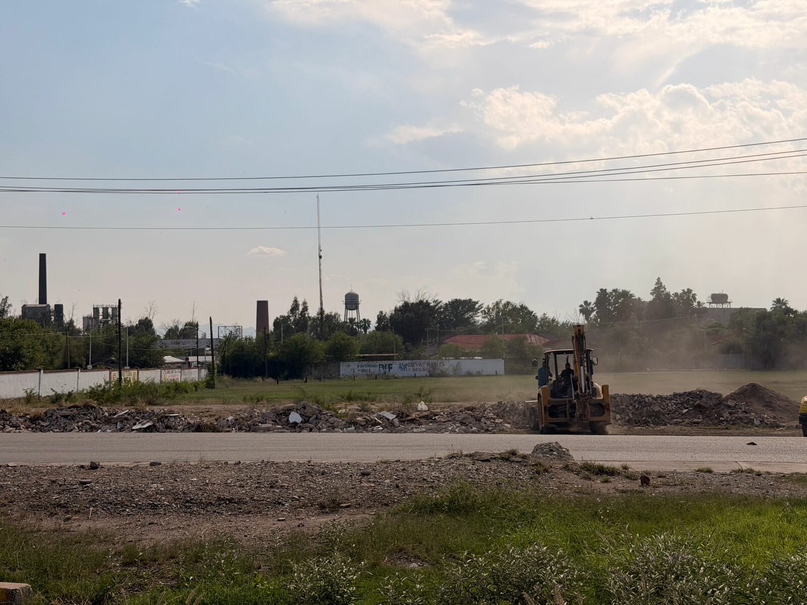Inicia la demolición del histórico estadio Chuy Moreno en Nueva Rosita