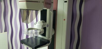 Refuerzan detección oportuna con mastografías en el sector salud