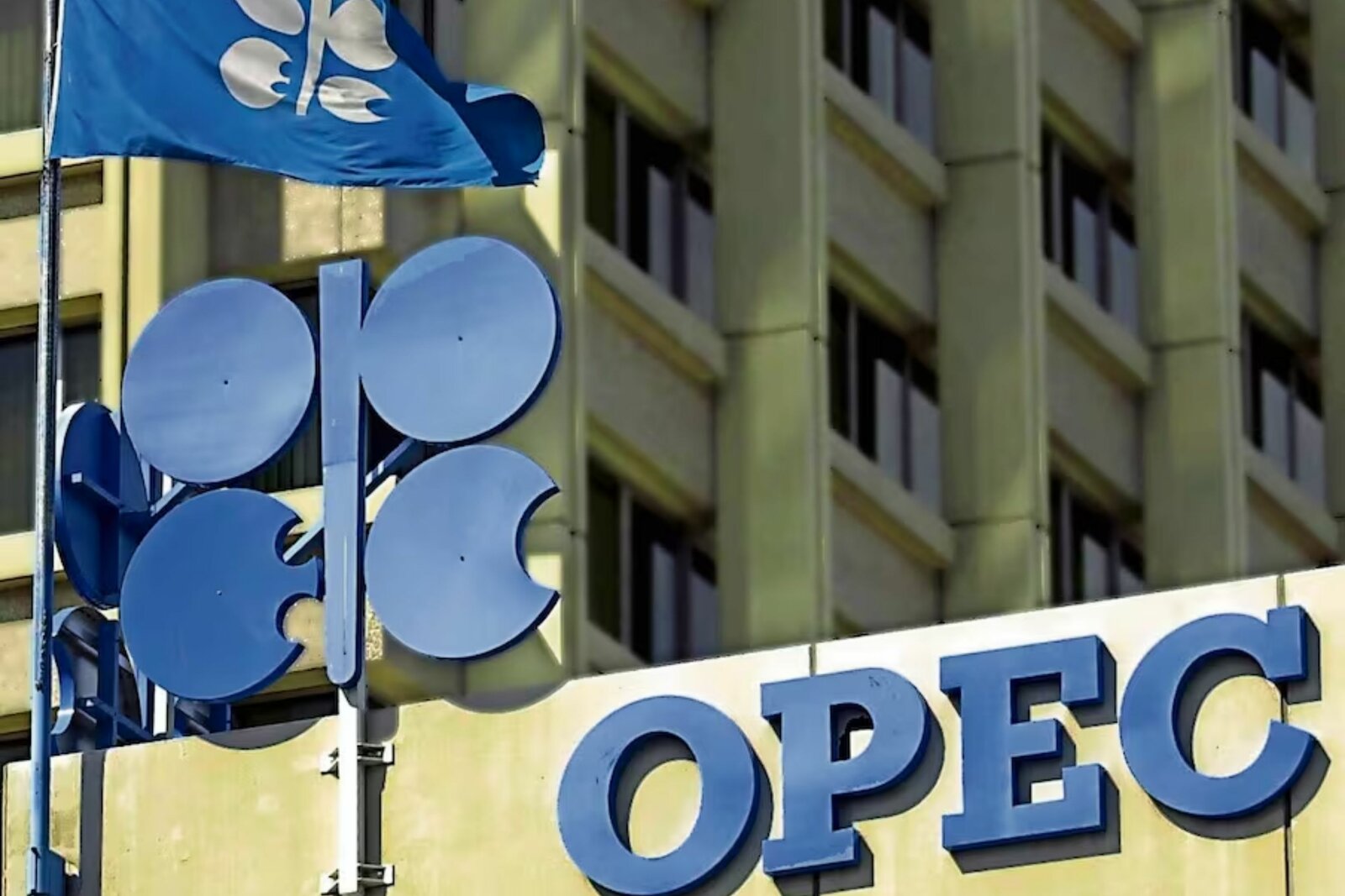 Emiratos Árabes Unidos anuncia su salida de la OPEP en 2026