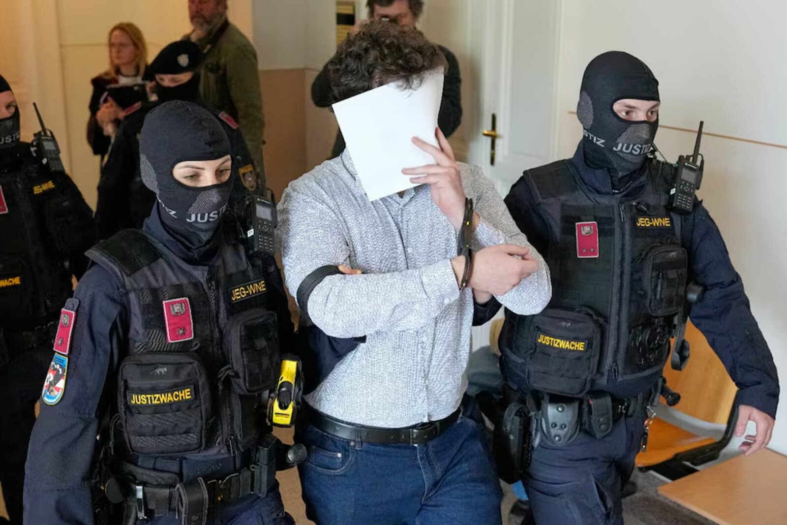 Principal acusado admite plan para ataque en concierto de Taylor Swift en Viena