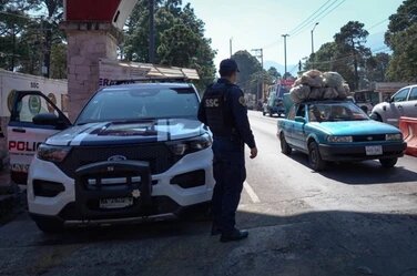 Camión de transporte público atropella a dos mujeres en estación Buenavista