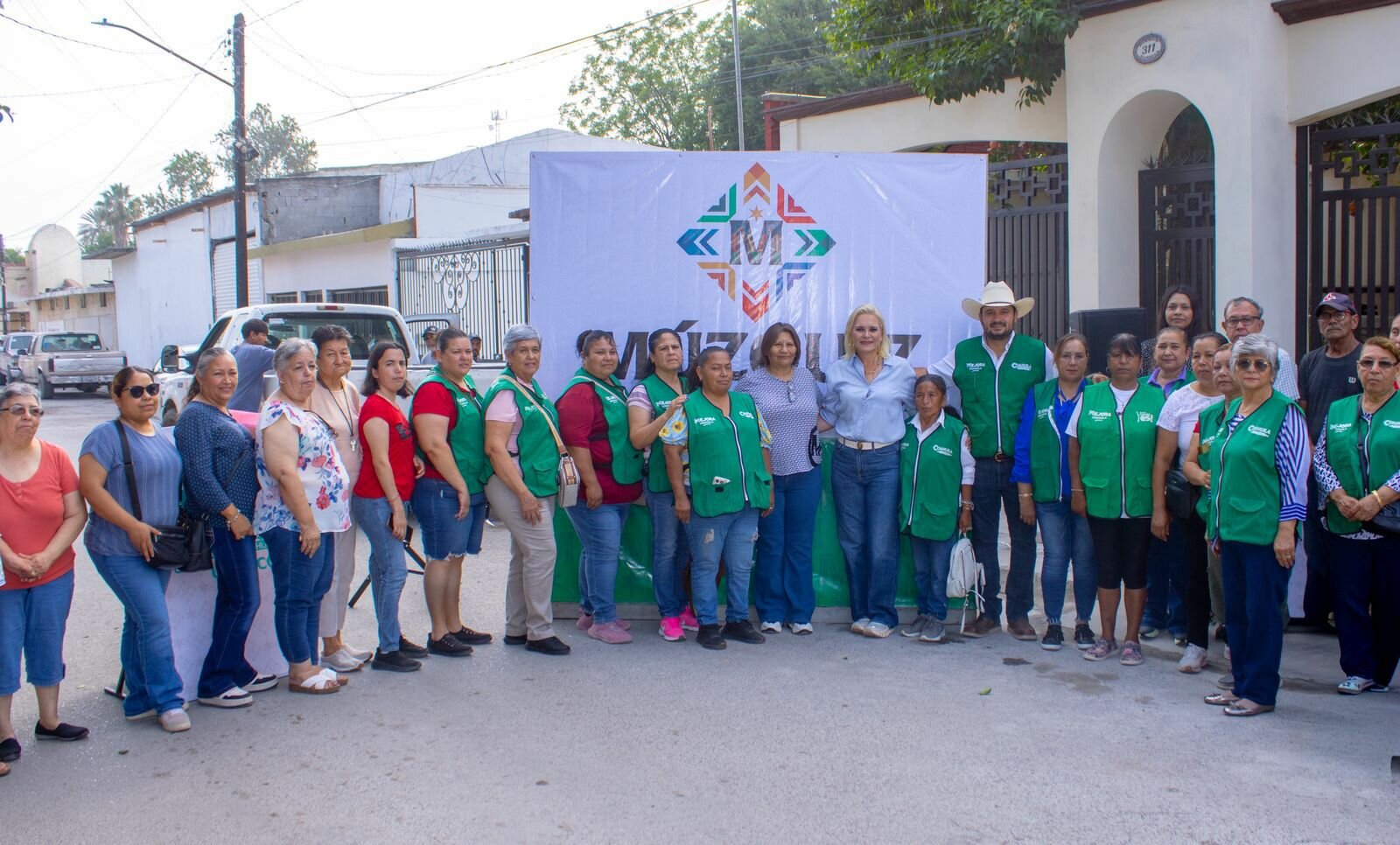 Inician obra de drenaje en calle José Flores González en Múzquiz