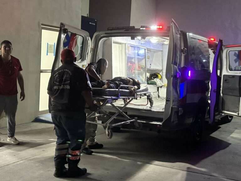 Golpe de calor manda al hospital a madre adolescente recién dada de alta