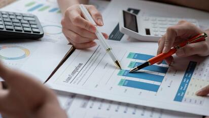 SAT advierte multas por no presentar Declaración Anual 2025