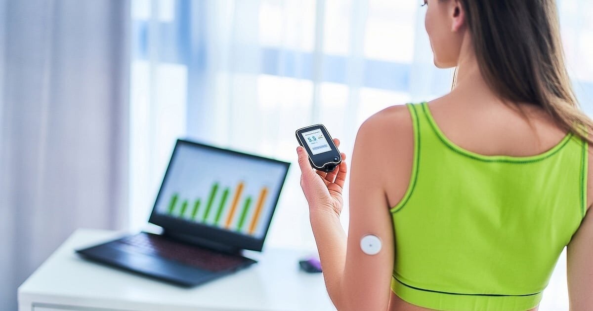 Un estudio reciente señala que las personas con diabetes tipo 2 logran un mejor control de su glucosa cuando utilizan un monitor continuo,